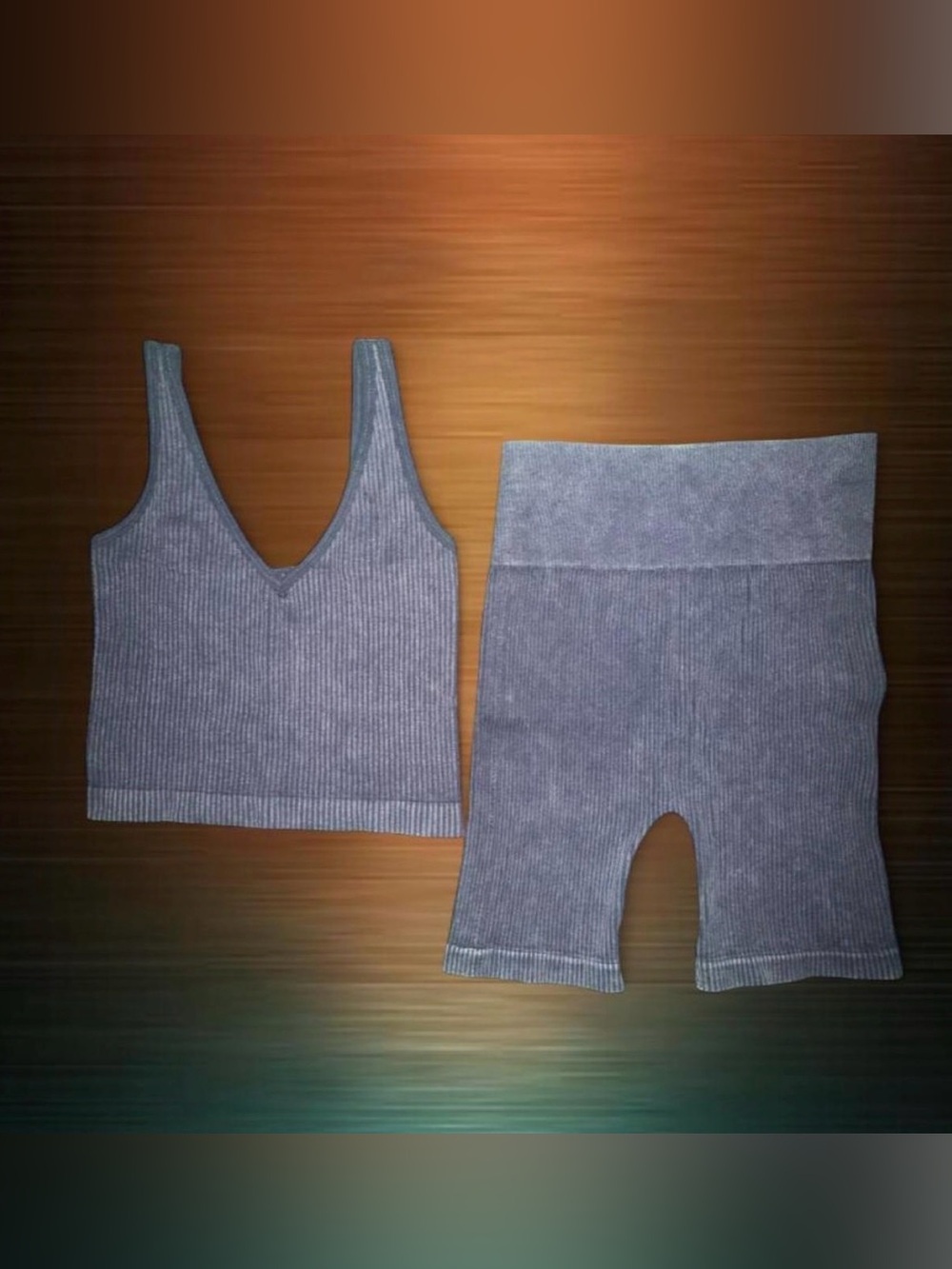 Aura Ribbed V-Neck Crop Tank and Bike Shorts - Gray